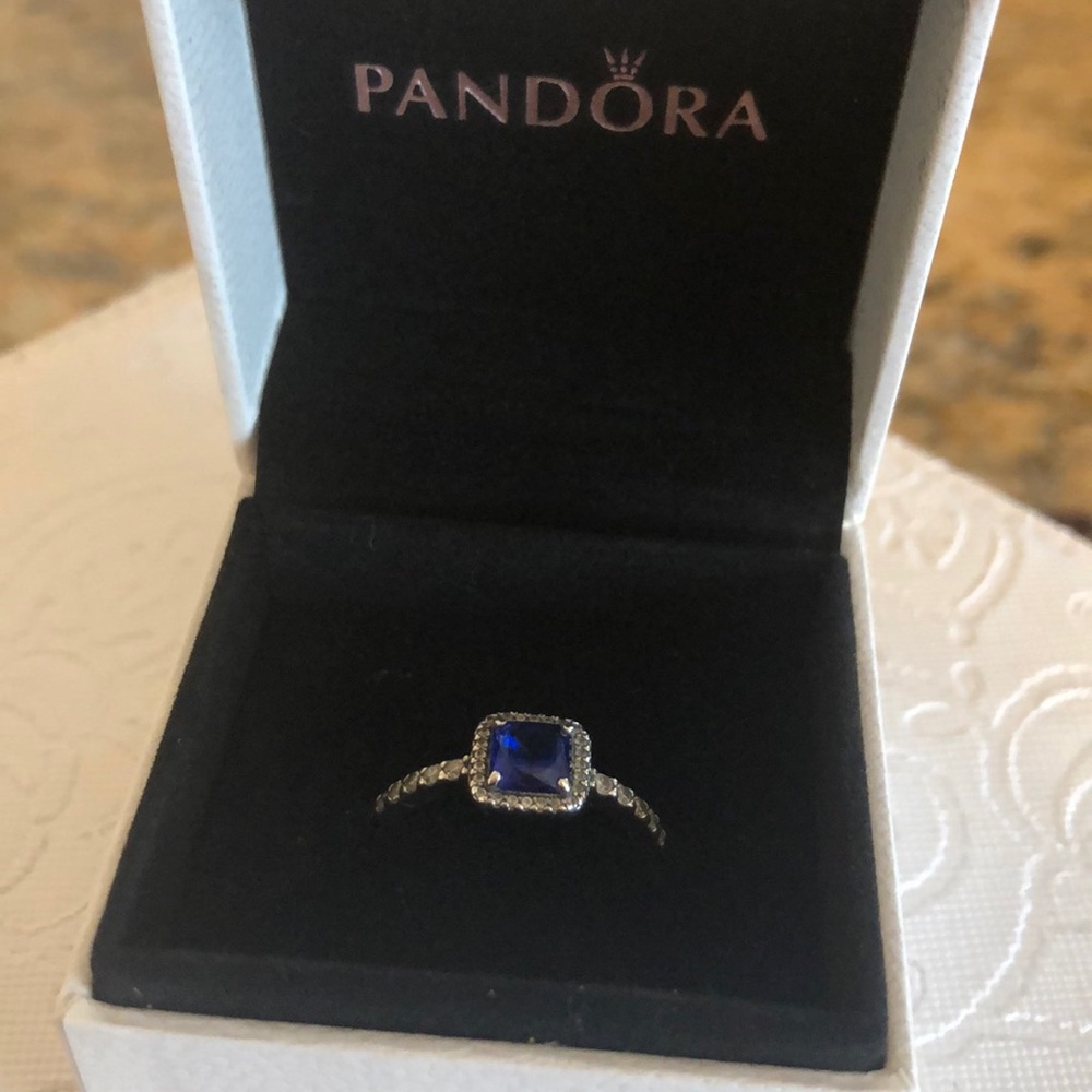 Sale🤩Pandora Ring 💙